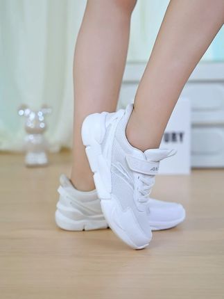 #安踏儿童 #好鞋推荐 #小白鞋 #百搭鞋子 #哎呦喂你鞋真好看