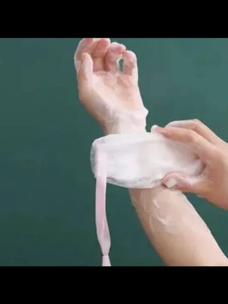 自从闺蜜送我这个#肥皂起泡网,家里的香皂肥皂用的一点都不剩!#好物推荐 #起泡网