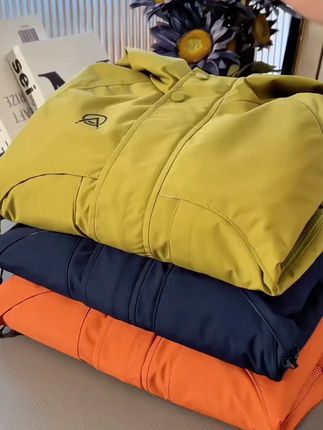 男童外套2025新款男孩棉服洋气中大童连帽冲锋衣秋冬款儿童防风衣#男童冲锋衣 #秋冬外套 #新款服饰 #防风外套 #男童穿搭
