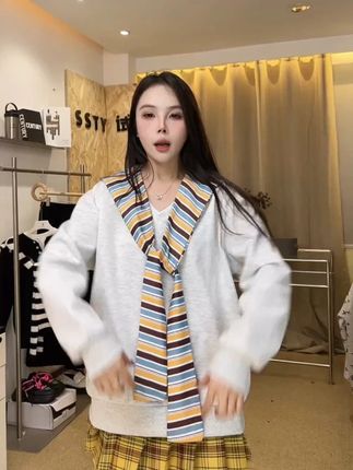 CKKOR韩系慵懒风早秋新款设计感V领条纹披肩假两件卫衣女长袖上衣#穿出高级感 #显瘦遮肉 #卫衣长袖 #长袖卫衣穿搭 #品质女装