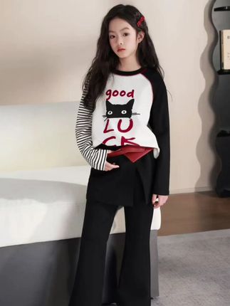 这套穿搭也太好看啦~#高品质童装 #秋冬穿搭分享 #生个女儿这样穿