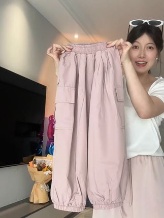 哇塞!挖到一条好穿又百搭的山系工装裤,版型巨好看,上身也太帅气了!收到手真的巨高品质,软乎乎的太舒服了!#高品质童装 #潮童必备 #萌娃穿搭 #工装裤