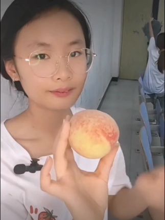 正宗陕西高山水蜜桃香甜多汁现采现发桃子当季孕妇水果 #桃子 #高山水蜜桃 #水蜜桃 #香甜多汁 #现摘现发新鲜到家