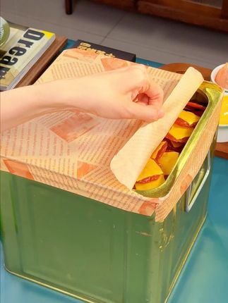 (芝士肉脯)炙烤芝士肉铺,真材实料,双重口味,咸甜交错,越吃越上头,老人小孩都爱吃。#芝士肉脯炙烤 #零食推荐