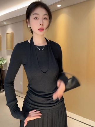 【纸片人】天丝羊毛挂脖针织上衣松紧腰大摆半裙 #穿出高级感 #连衣裙 #今日穿搭look #优雅知性 #时髦精