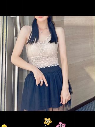 义乳美背带胸垫文胸吊带背心防走光胸垫抹胸蕾丝内衣聚拢款#谁穿谁好看系列 #吊带背心 #贴身衣物 #今日新款推荐 #穿出高级感