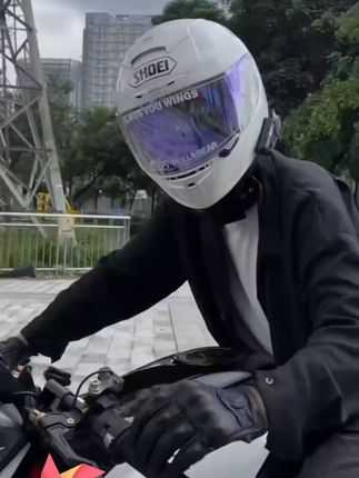 摩托车羊皮手套四季防风防摔加厚复古舒适男骑骑行柔软真皮透气#摩托车手套 #羊皮手套 #骑行装备 #防风防摔 #男士手套