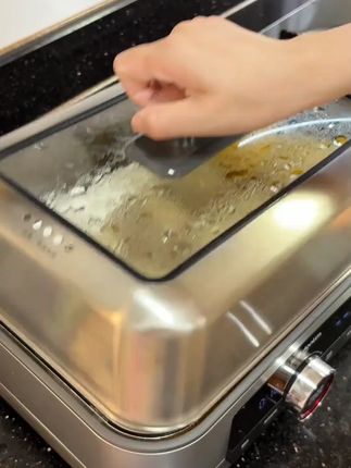 早餐简单吃点纸皮烧麦和米粉汤~ #纸皮烧麦 #早餐吃什么 #大人小孩都爰吃 #日常分享 #夏天该有的样子
