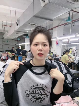2025新款微胖显瘦拼色长袖T恤女插肩袖圆领百搭上衣内搭打底 #谁穿谁好看 #便宜又好穿 #显瘦遮肉 #面料柔软舒适 #休闲百搭