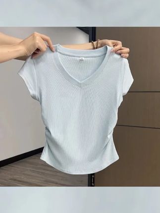 爱雅者正肩浅蓝不规则弧形下摆T恤女短袖褶皱收腰修身纯欲上衣夏 #夏季穿搭 #穿搭 #出游穿搭 #女装 #小个子女生