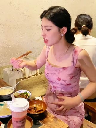 管不住嘴的猪猪男孩女孩,与其天天蔬菜沙拉不如每天一杯 #苹果山楂茶#好喝不贵#多喝水
