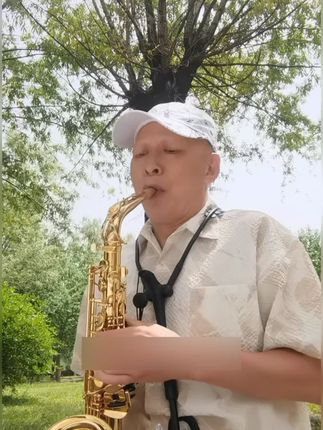 喝水时来一勺枇杷秋梨膏#枇杷秋梨膏