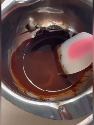 304不锈钢融化碗可以融化黄油融化巧克力隔水融化吉利丁片,做慕斯提拉米苏梦龙雪糕都得用#不锈钢融化锅 #融化碗 #巧克力融化锅 #巧克力融化碗 #融化巧克力