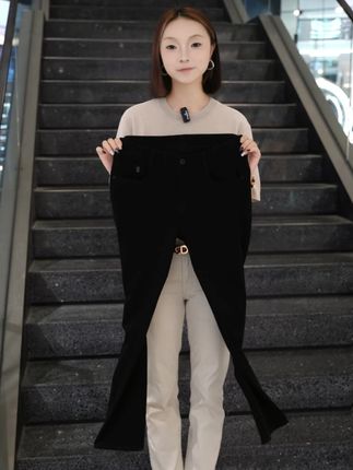 松弛感不是随意,是懂取舍的智慧 #显高显瘦显腿长 #穿出高级感 #万向弹牛仔裤