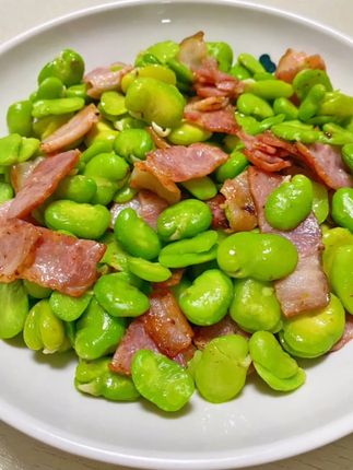 绿宝蚕豆种子,比普通蚕豆产量高。适应环境能力强,犄角旮旯都可以种。