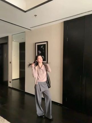 秋季新款!气质假两件拼接高腰阔腿拖地女裤 #秋季新款裤 #假两件拼接 #高腰拖地裤 #秋季时尚阔腿裤 #直筒拖地裤