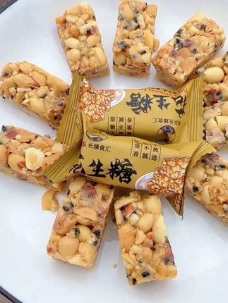 酥脆又化渣的花生糖 #吃货#零食推荐#花生酥#无限回购的宝藏单品#老人小孩都爱吃