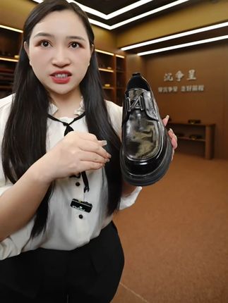 沉争呈...2024夏季头层牛皮呼吸专利底透气软...底厚底皮鞋休闲皮鞋#沉争呈202