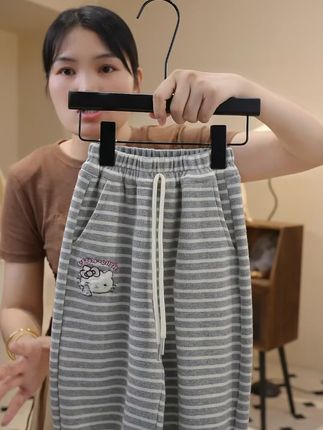 昨天的太阳,晒不干今天的衣裳。 #女童卫裤 #儿童裤子 #童装直播