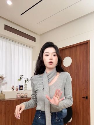 】新款秋季韩系飘带小众设计感针织衫气质修身长袖上衣 #今天穿什么 #上衣 #针织衫 #秋季穿搭 #高级感穿搭分享