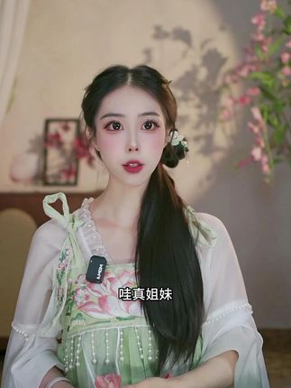 谁还不会做新中式发型呀 快来试试这个#假发 #新中式 #新中式发型