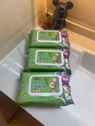 #心相印湿厕纸 一用一个不吱声!!超大一包,超瓷实!!湿厕纸当然得用大牌好用又实惠的#心相印 #湿厕纸 #在抖音入手的好东西 #超便宜超划算