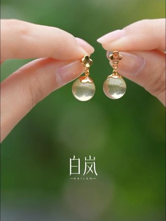 海棠水晶耳钉|925银精心勾勒海棠花窗轮廓,镶嵌黄水晶澄澈透明,光线流转间折射出迷人光彩,精巧可爱#白岚 #白岚在地美学 #耳饰 #首饰分享 #美出高级感ED4591 SC2506
