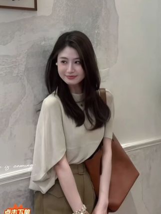 #简约休闲风穿搭太耐看了 #夏日穿搭主打松弛感 #秀出我的夏日户外穿搭 #不同风格的夏日一周穿搭 #温柔风穿搭
