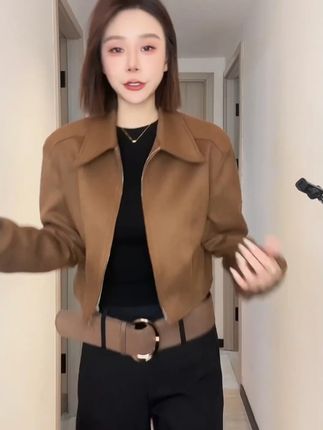 (现货)美拉德麂皮绒设计感外套女秋季咖色夹克短正肩上衣#ootd穿搭 #时髦精 #轻奢女装 #通勤搭配 #梨形身材穿搭