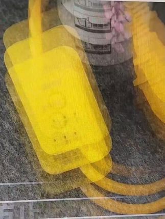 电动车充电保护器,充满自动断电,防止过充电瓶鼓包老化,保护电瓶 #电动车充电自动断电保护器#电动车充电器