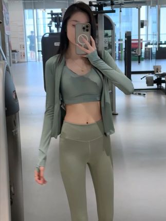 这个颜色我真是太爱了!根本穿不腻啊!|视频同款就在直播间 #瑜伽裤 #健身穿搭 #运动穿搭