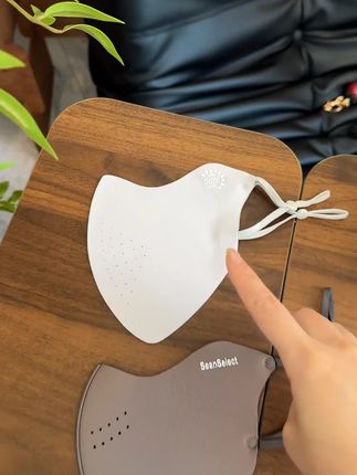 谁说品质和颜值不能兼得,降温啦!怕冷的姐妹安排起来 版型依旧显脸小,加绒款超推荐#泡泡家口罩 #保暖口罩#户外骑行 #好物推荐🔥 #加绒口罩