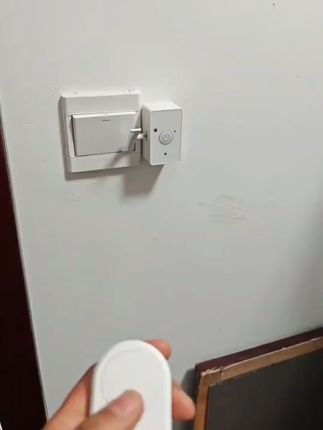 无线遥控开关,免布线懒人床头关灯神器! #免布线开关 #家用遥控灯 #懒人关灯神器 #床头开关面板 #家用遥控开关