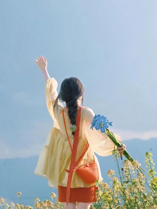 这个取碗夹真的太实用了,三合一的设计,以后端热菜热饭再也不怕烫手,而且它还是个开瓶夹 #厨房好物 #防烫夹