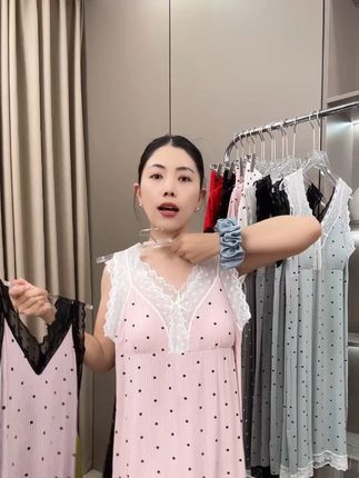 软蕾丝自带胸垫的睡裙也太舒服了#谁穿谁好看系列 #睡裙家居服 #贴身衣物 #家居服睡裙 #睡衣穿搭