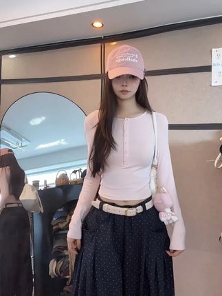 显瘦T恤女高级感修身长袖上衣+波点休闲裤两件套 #ootd穿搭 #今天穿什么 #穿出高级感 #小个子显高显瘦穿搭