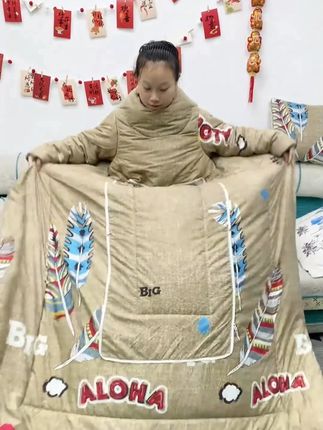 可以穿的被子终于发明出来了#多功能抱枕被 #冬季必备 #被子