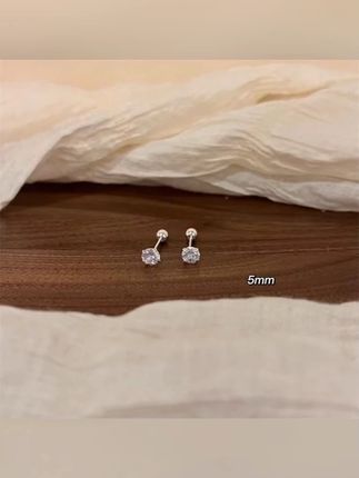 合金耳饰 养耳洞小耳钉螺丝拧扣螺旋耳骨钉设计耳钉闪钻爆闪百搭#合金耳饰 #养耳洞耳钉 #闪钻耳钉 #百搭耳饰 #时尚配饰