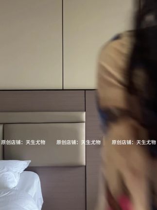 辣妹必备!复古蝴蝶印花长袖收腰包臀连衣裙 #收腰包臀裙 #性感修身裙 #性感连衣裙 #女款印花裙 #复古印花裙