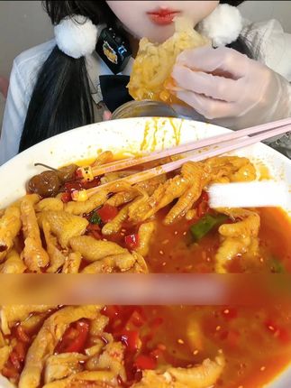 #无骨鸡爪 #脱骨侠 #吃货 #脱骨侠 酸辣无骨鸡爪,都是大个,出500克装啦,不过一千克更划算呀