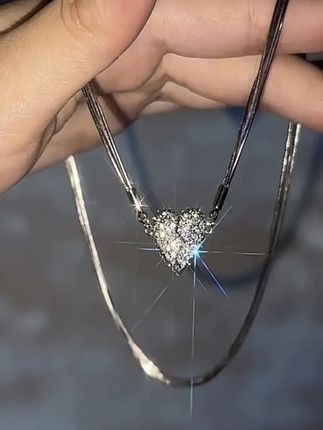 新款爱心满钻磁吸项链女时尚气质小众个性设计感吸铁石心形锁骨链#网红爆款饰品 #饰品搭配 #时尚饰品