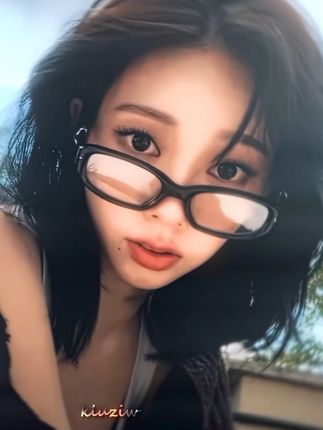 这场直播又将成为多少梦女的睡前读物…#柳智敏