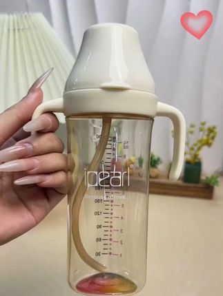 这个爱贝尔彩虹学饮杯 颜值也太在线了吧,不仅好看还好用, 快给你家小宝宝安排上吧。 #学饮杯 #宝妈推荐 #母婴好物 #多喝水