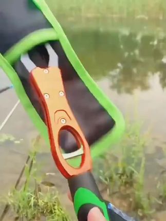 铝合金带秤控鱼器路亚钳套装不锈钢多功能小鹰嘴钓鱼剪刀控鱼钳子 #控鱼器 #带称控鱼器 #钓鱼控鱼器 #控鱼器推荐 #户外钓鱼控鱼器