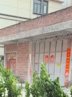 院子好物 接水龙头就可以使用,轻松在家洗车浇花浇菜冲洗地板搞卫生都可以#关注我每天分享不一样的生活小常识 #希࿆望࿆能࿆火࿆ #浇花神器 #花园生活 #花友