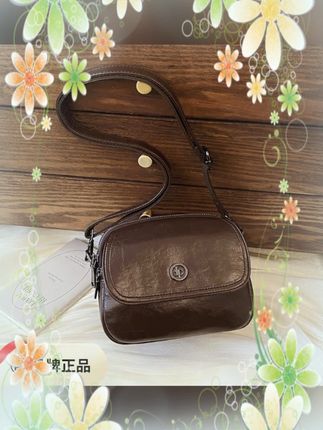 #百搭气质斜挎包 #四季多隔层女包 #大容量软皮单肩包 #洋气复古包 #休闲女包 百搭新款气质斜挎包四季多隔层大容量软皮单肩包洋气复古休闲女包