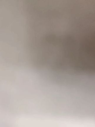 不要再用染发膏了,何首乌梳,梳一梳一样黑还更健康!