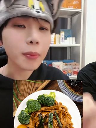 葱油拌面酱荞麦面葱香浓郁拌饭酱精选拌面酱料家用下饭葱油酱汁#葱油拌面酱 #葱香下饭酱 #家用拌面酱料 #荞麦面调味酱 #葱油酱汁