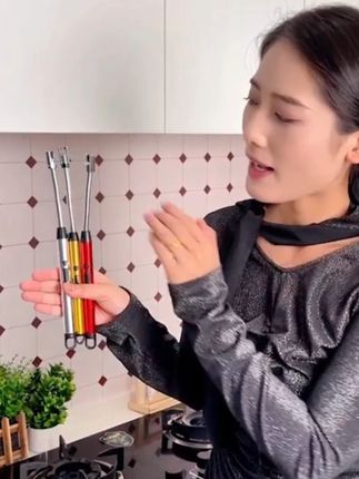 【3件套9·9 包邮】脉冲点火器长充电创意防风电子点火棒厨房 【3件套9·9 包邮】脉冲点火器长充电创意防风电子点火棒厨房点火器#好物推荐🔥 #生活好帮手 #厨房好物 @DOU+小助手 @DOU+上热门