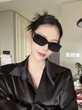 巨显脸小!他就是方圆脸菱形脸的天菜墨镜 #墨镜 #墨镜推荐 #时尚单品 #修饰脸型